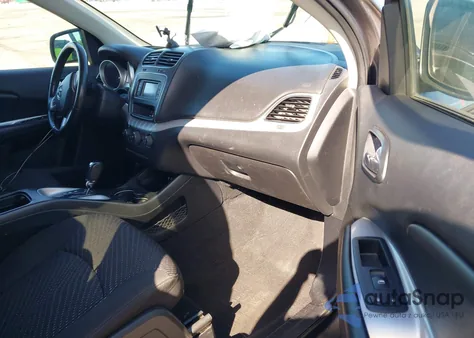 2018 Dodge Journey Se z USA, uszkodzony, nr VIN 3C4PDCAB7JT158375